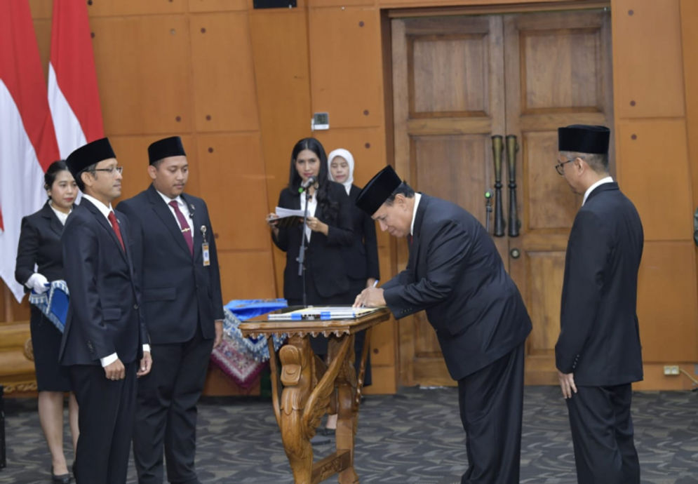 Mendikbud Melantik Rektor Unsri Prof. Dr. Taufiq 