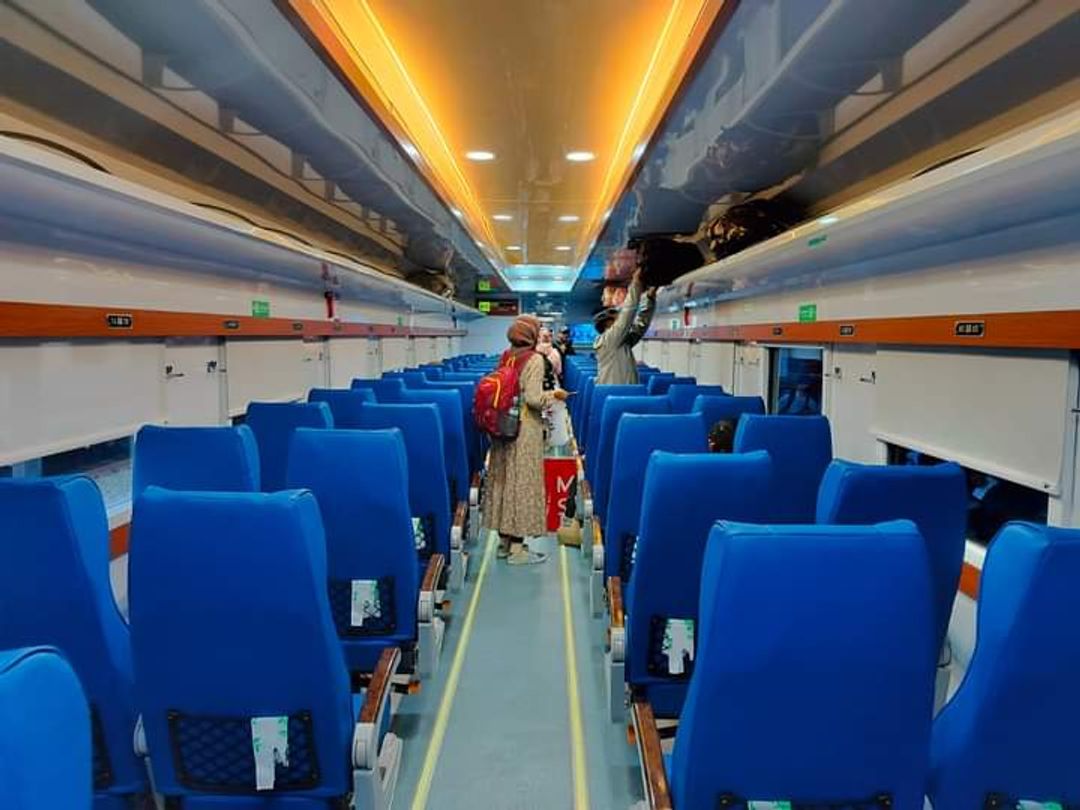 Interior kereta ekonomi new generation