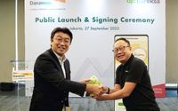 Danamon x Bareksa Sign Ceremony 3.jpg