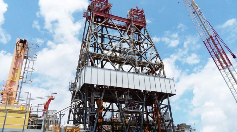 Derek Pengeboran Besar-Besaran di Anjungan Minyak Thunder Horse BP di Teluk Meksiko