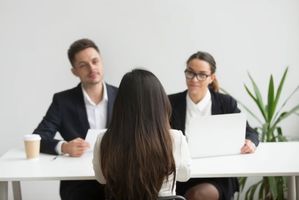 Cara Negosiasi Kenaikan Gaji dengan Mudah Agar Penghasilan Bertambah