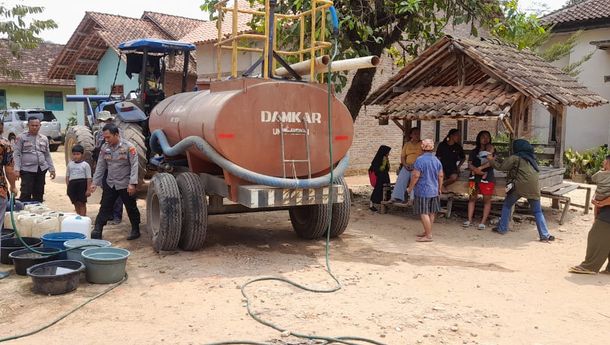 PTPN VII Unit Bekri Bantu Air Bersih untuk Warga