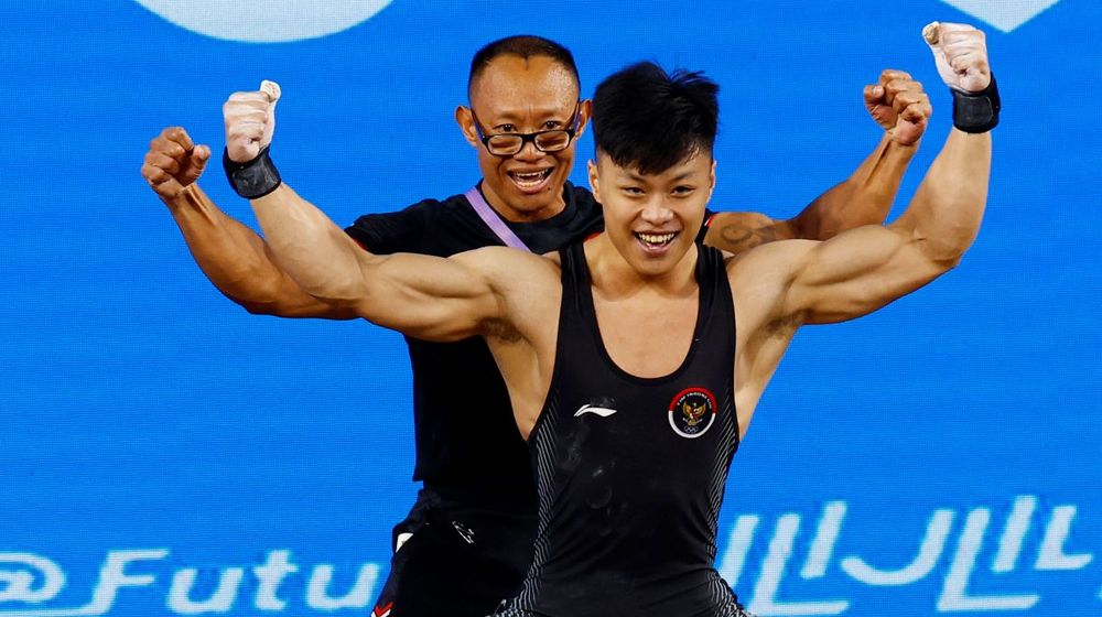 Profil Rahmad Erwin Abdullah Atlet Angkat Besi Peraih Medali Emas ke-5 Asian Games 2023.jpg