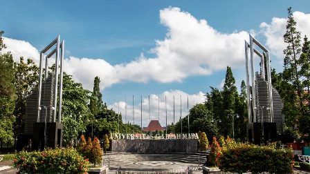 UGM Jadi Perguruan Tinggi Terbaik Kedua di Indonesia