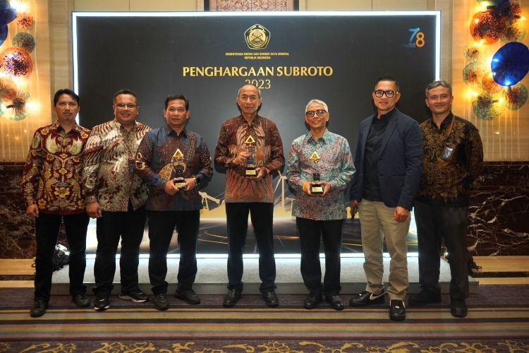 PLN Indonesia Power menyabet lima penghargaan dalam Subroto Award 2023 yang digelar oleh Kementerian Energi Sumber Daya Mineral (ESDM) pada Jumat (29/9). 