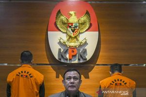 newsKPK-Tahan-Juliari-Batubara-dan-Adi-Waluyo-06122020-gp-3.jpg