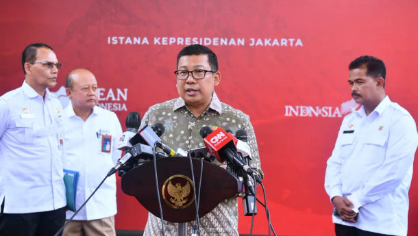 Jokowi Tunjuk Kepala Bapanas Arief Prasetyo Menjadi Plt Mentan