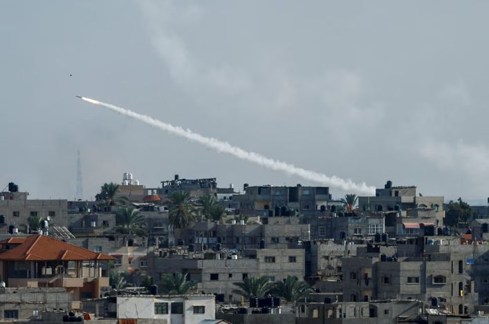 Sebuah Roket Ditembakkan dari Gaza Menuju Israel