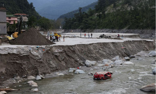 Kendaraan yang Rusak Akibat Banjir Bandang 