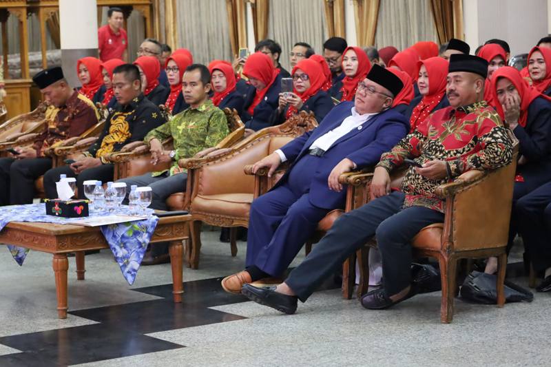 Maslianawati Edi Damansyah Dilantik Sebagai Ketua Umum YJI Kukar