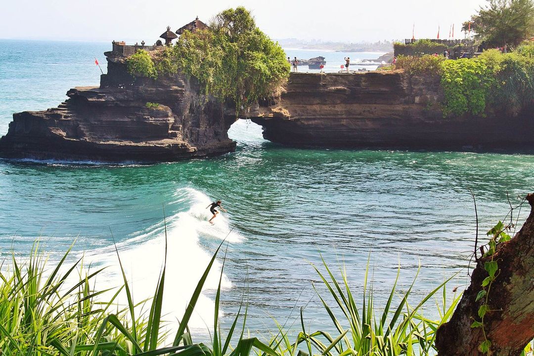 Pura Batu Bolong