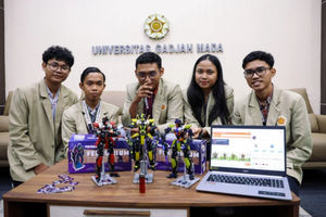 ACTION FIGURE UGM.png