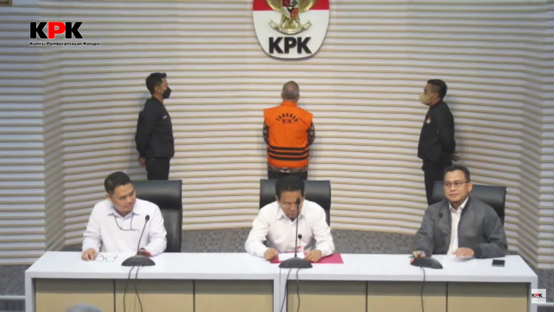 Konferensi Pers KPK untuk mengumumkan dan menetapkan tersangka dalam kasus dugaan korupsi di Kementerian Pertanian (Foto: tangkapan layar Youtube KPK)
