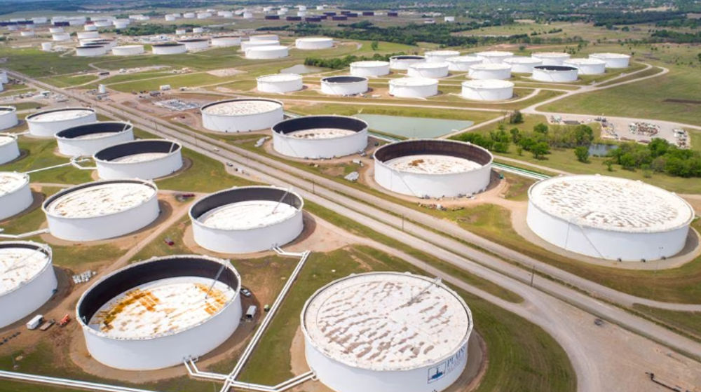 Tangki Penyimpanan Minyak Mentah di Pusat Minyak Cushing di Cushing, Oklahoma