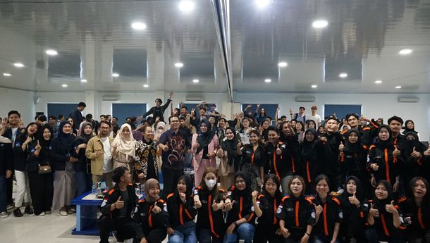 Penyiar Muda Bisnis Digital Darmajaya Digaet Pro 2 RRI dalam Ajang Goes to Campus 