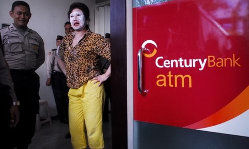 Nasabah Bank Century Tagih Pencairan Tabungan (21 Februari 2012)