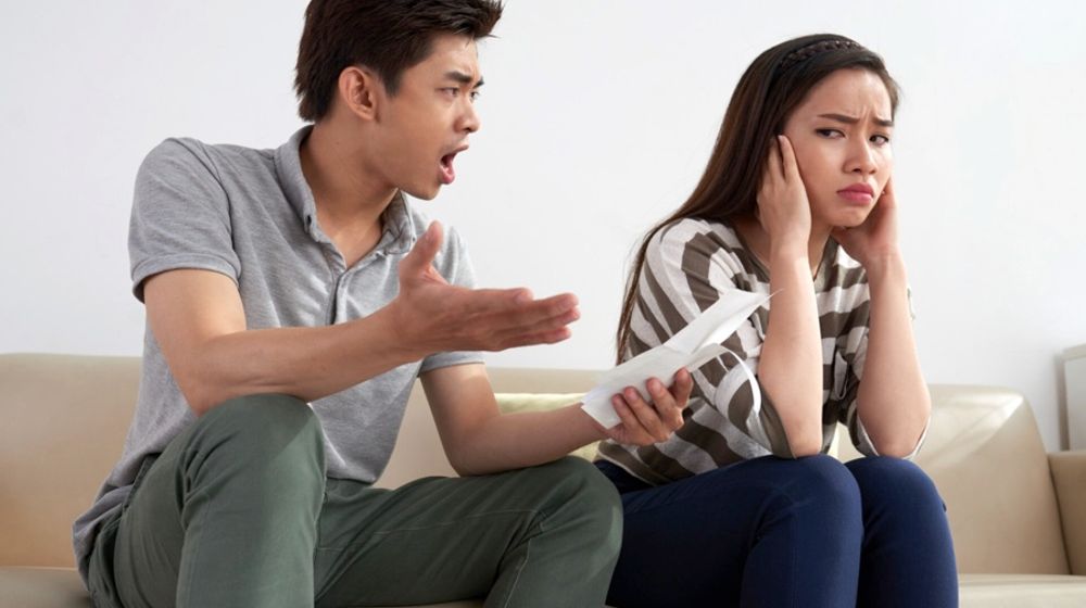 7 Hal Ini Kerap Dilakukan Pasangan yang Miliki Hubungan Toksik