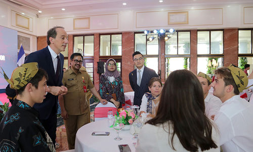 Kota Surabaya Akan Jalin Sister City dalam Bidang Pendidikan dengan Prancis