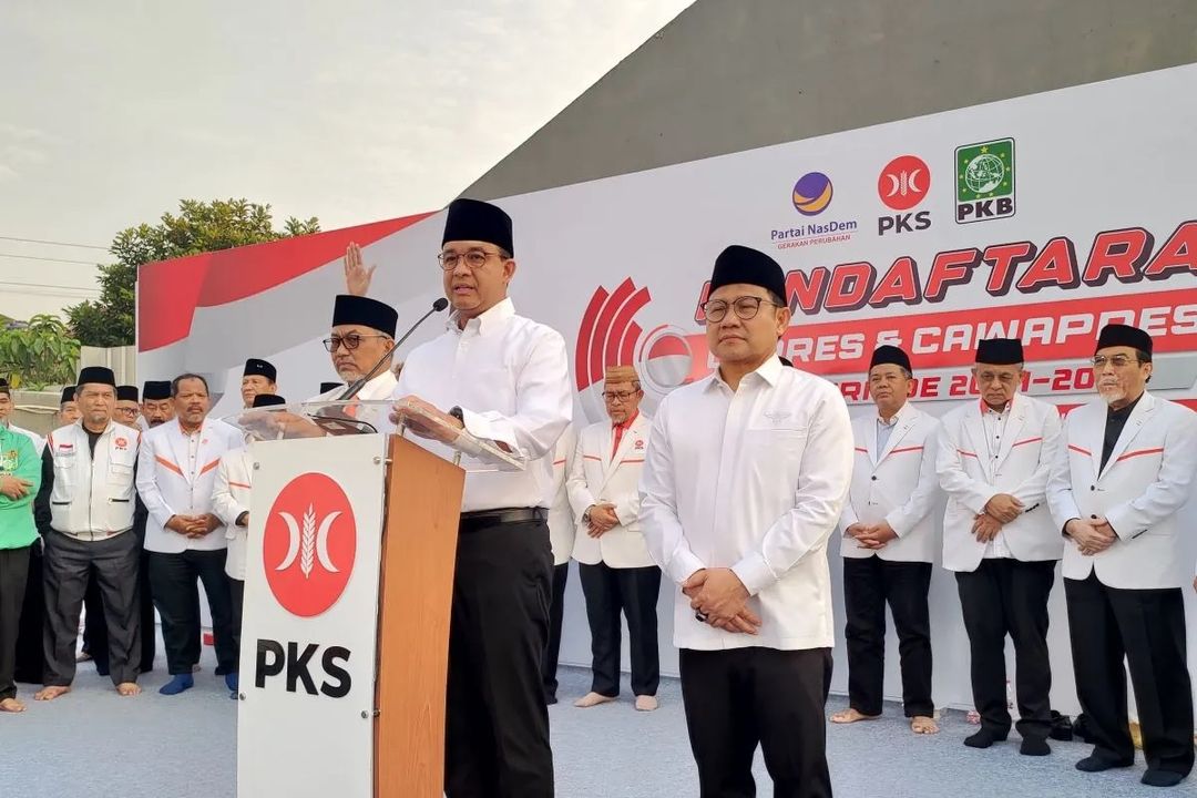 Capres Anies Baswedan saat memberikan sambutan di Kantor DPP PKS, Kamis 19 Oktober 2023 (Foto: Antara/ Hendri Sukma Indrawan)