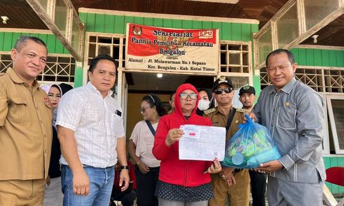 operasi pasar.jpg