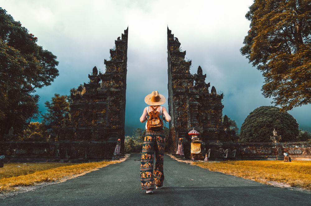 Ilustrasi wisata di Pulau Bali
