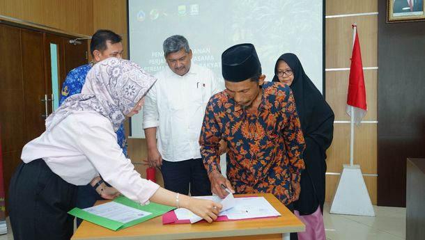 PTPN VI Realisasikan Proyek Strategis Nasional melalui Program Peremajaan Kebun Sawit