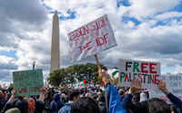 Muslim Amerika untuk Palestina Menyerukan Gencatan Senjata di Gaza di Monumen Washington