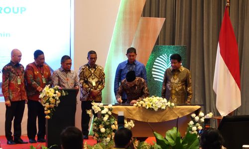 Penandatanganan Prasasti - Peresmian Mercure Pangkalan Bun.jpeg