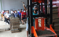 Tinggi Jumlah Usia Produktif, Pemkot Surabaya Gerakkan Program Padat Karya