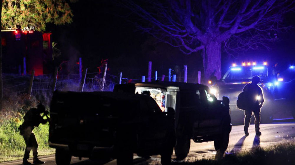 Aparat Penegak Hukum Mengepung Rumah di Bowdoin