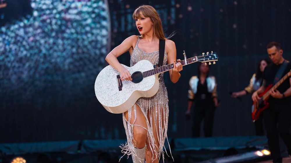 Film Dokumenter Taylor Swift: The Eras Tour Mendominasi Box Office
