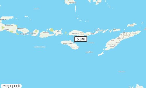 Pusat gempa berada di darat 7 km barat daya Waingapu