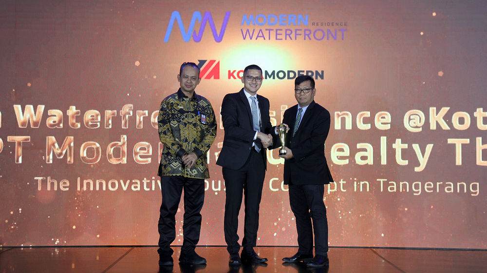 PT Modernland Realty Tbk meraih penghargaan Properti Indonesia Award 2023 (PIA 2023) untuk Kategori Property Development atas proyek perumahan skala kota (township) KotaModern di Tangerang