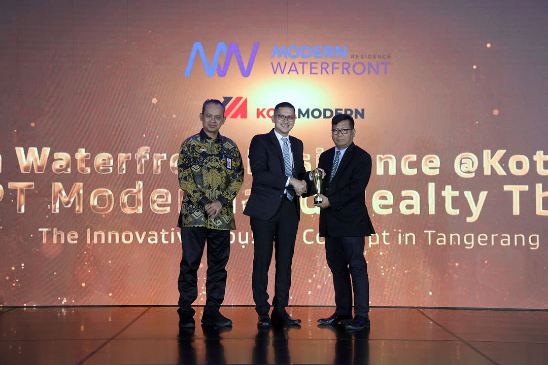 PT Modernland Realty Tbk meraih penghargaan Properti Indonesia Award 2023 (PIA 2023) untuk Kategori Property Development atas proyek perumahan skala kota (township) KotaModern di Tangerang