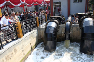 Solusi Atasi Banjir, Pemkot Surabaya Resmikan Rumah Pompa Baru di Jambangan