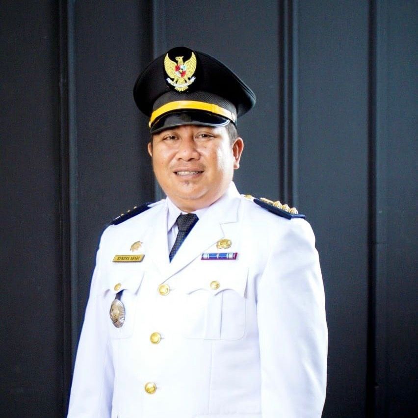 Camat Anggana Rendra Abadi