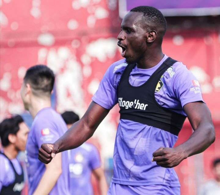 Pemain Persik saat berlatih di Stadion Brawijaya