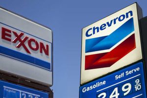 Laba Kuartal Ketiga Exxon dan Chevron Turun Drastis, Investor Berbondong-Bondong Pergi 