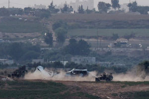 Manuver Jip Israel di Jalur Gaza