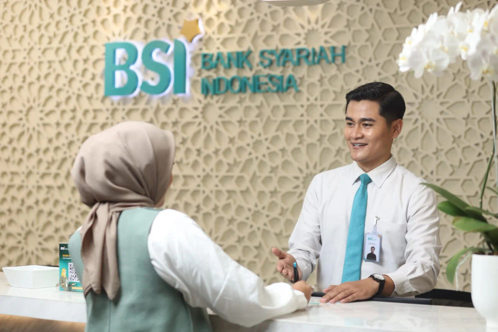Ilustrasi layanan di Bank Syariah Indonesia