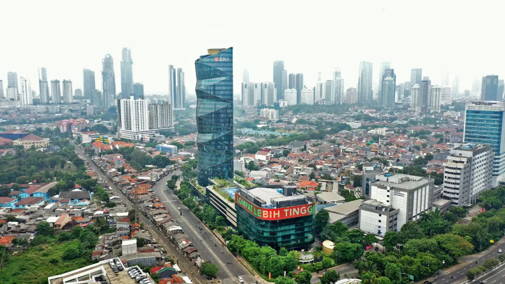  PT BNI Sekuritas (BNI Sekuritas) baru-baru ini menggelar program Corporate Social Responsibility (CSR) bertajuk We Move, We Care, We Share guna dukung inklusi dan literasi keuangan di Indonesia. 