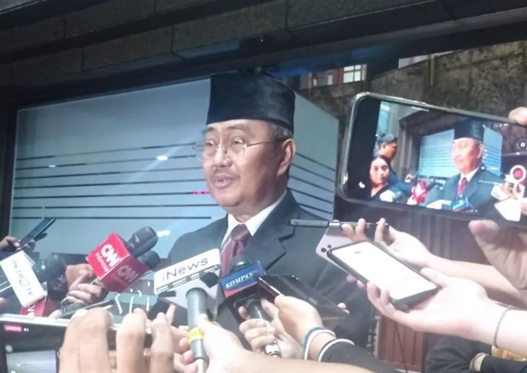 Ketua MKMK Jimly Asshiddiqie saat memberikan keterangan di Gedung II MK, Rabu 1 November 2023 (Foto: Antara/Sanya Dinda)