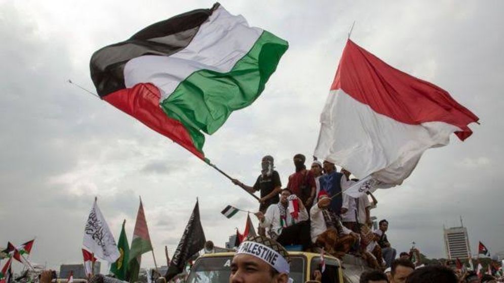 Sejumlah elemen masyarakat yang tergabung dalam Aliansi Rakyat Indonesia akan menggelar Aksi Akbar Bela Palestina yang berlangsung di Monumen Nasional (Monas). 