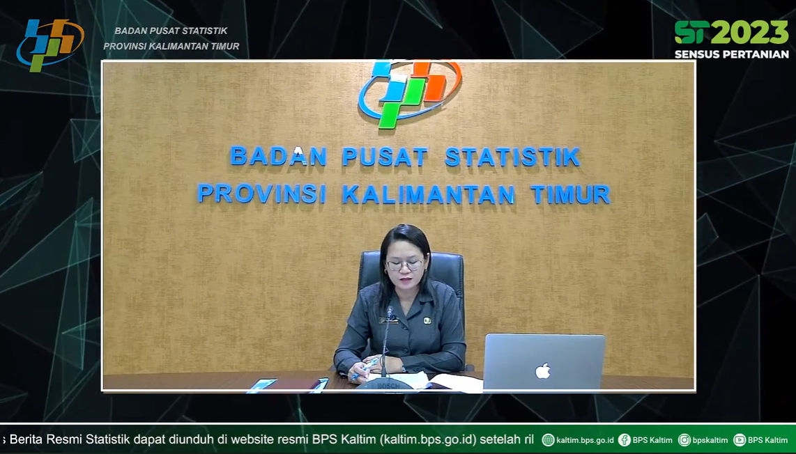 Kepala Badan Pusat Statistik (BPS) Provinsi Kaltim Yusniar Juliana pada konferensi pers pada Selasa, 7 November 2023 di Samarinda..png