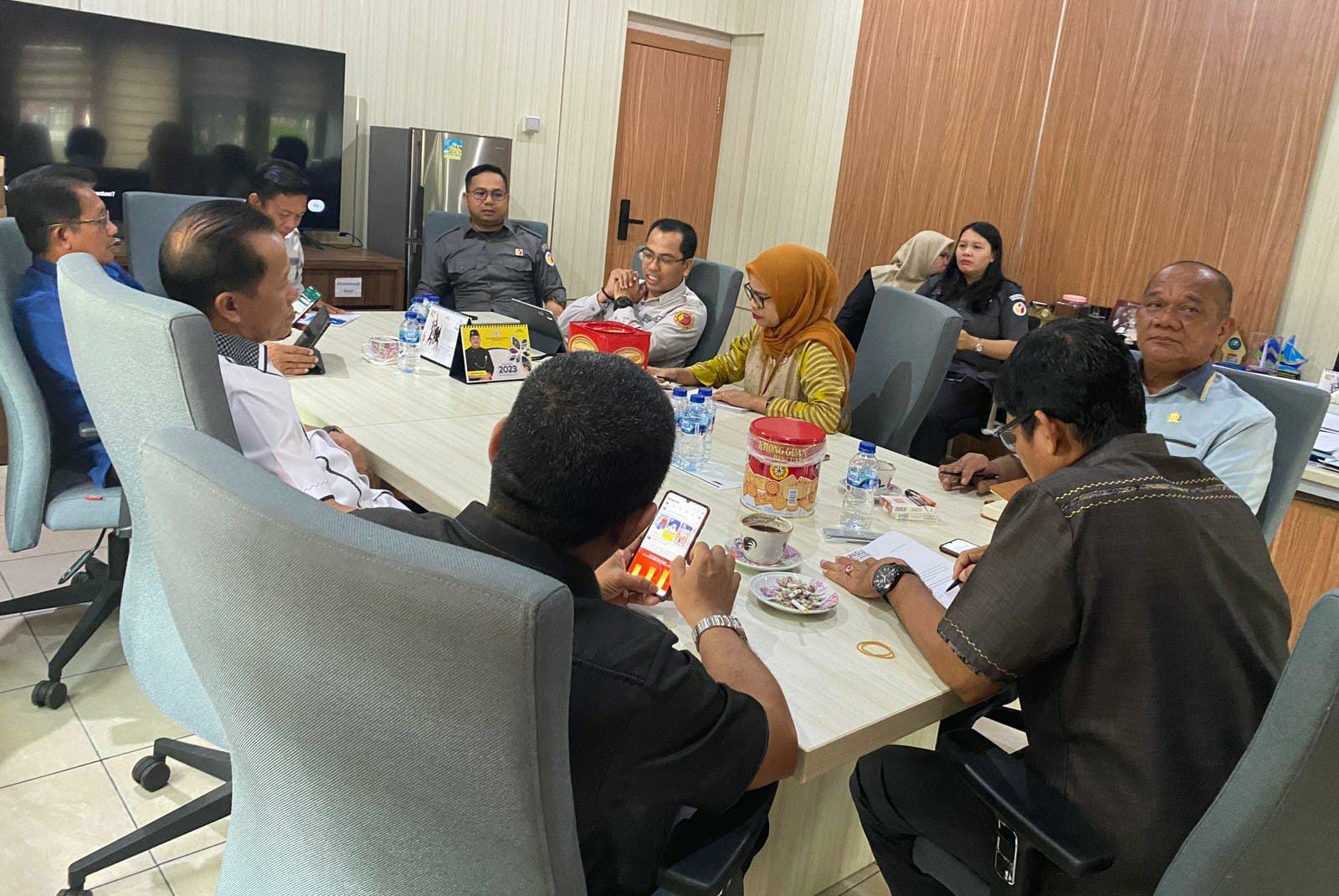 Komisi I Dewan Perwakilan Rakyat Daerah (DPRD) Kota Balikpapan Rapat Dengar Pendapat (RDP) dengan Badan Pengawas Pemilihan Umum (Bawaslu) Kota Balikpapan, di Ruang Komisi I DPRD Balikpapan, pada hari Selasa 7 November 2023