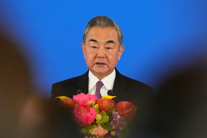 Menteri Luar Negeri China Wang Yi (Reuters/Ken Ishii)