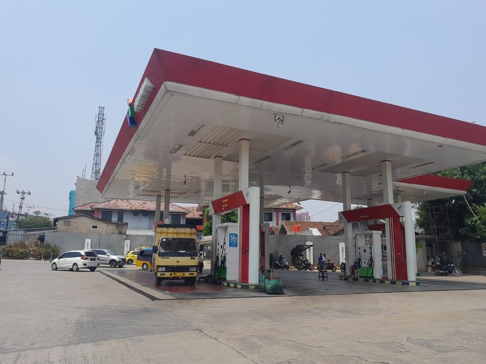 Razia Pajak di SPBU Tunai Pro dan Kontra Masyarakat