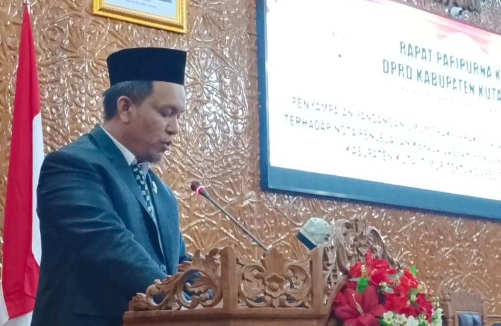 Partai Demokrat menitikberatkan pada kejelasan program yang berkorelasi dan berkolaborasi antar organ perangkat daerah untuk menyelesaikan permasalahan demi terciptanya pemerataan dalam pembangunan 