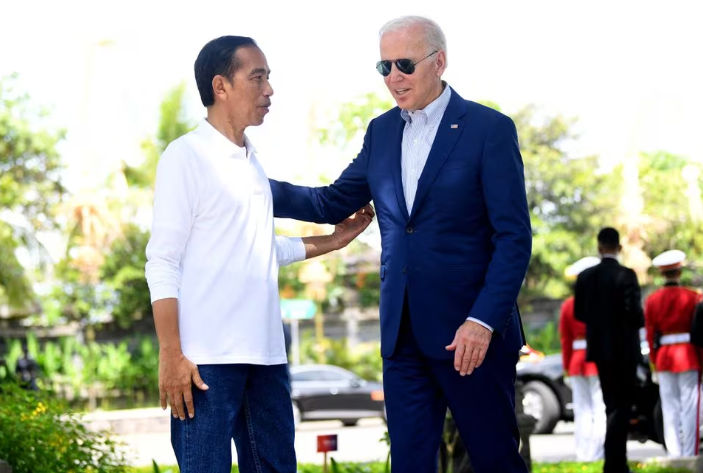 Presiden RI Joko Widodo dan Presiden Amerika Serikat Joe Biden (Reuters/Aditya Pradhan Putra)