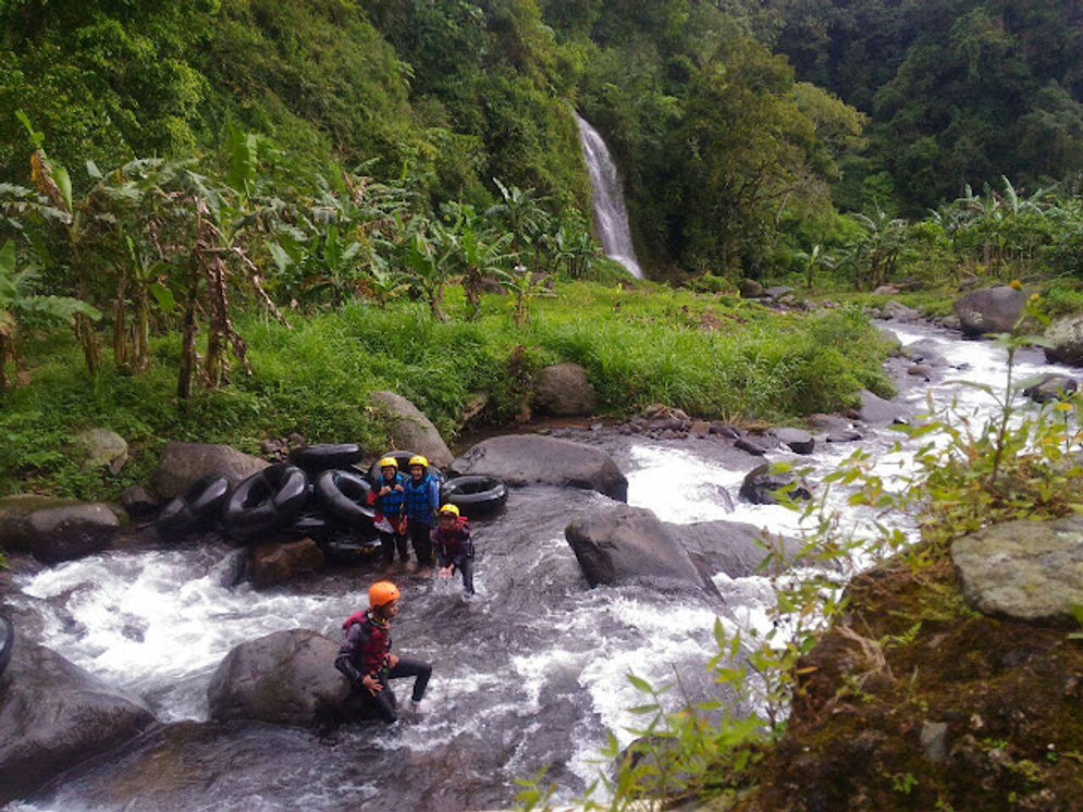 A-AIR TERJUN KERTOEMBO.jpg